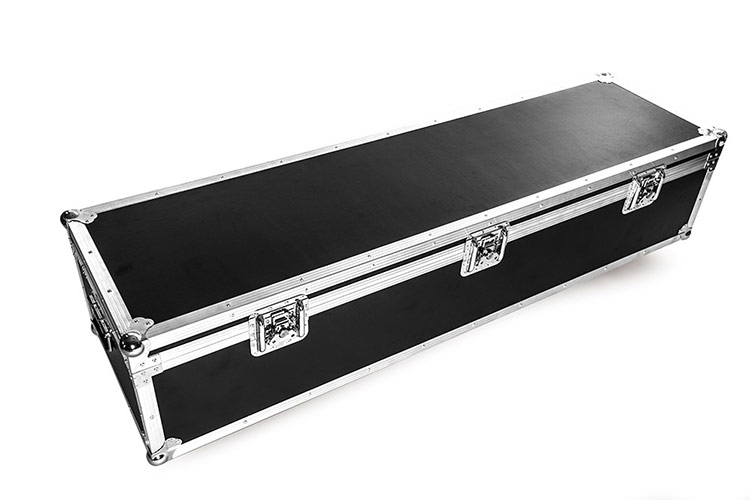 ラブドール 職人 と は