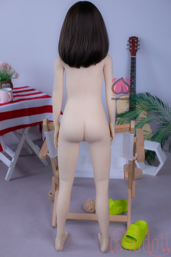 清楚で大人しそうな美少女 ドール 等身 大