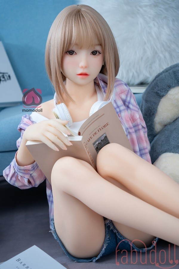 物静かで美しい美女の登場 バスト小 セックスドール