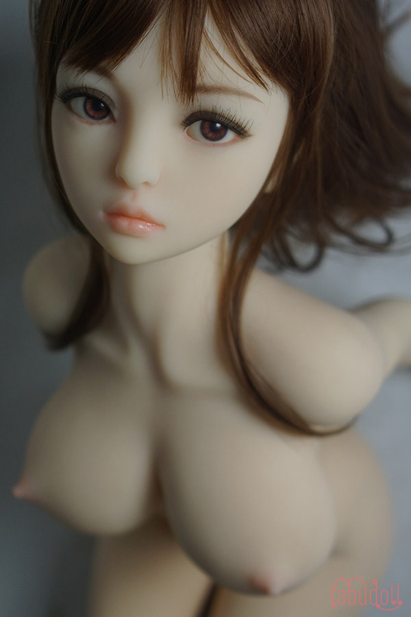 プレミアムtpeリアルラブドール