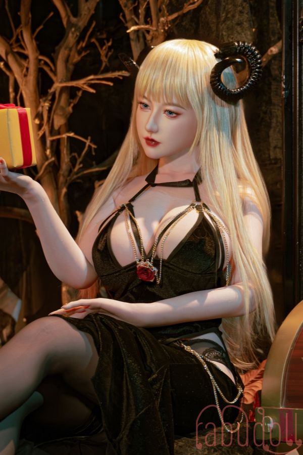 口開閉＆口腔模擬付き セックス人形