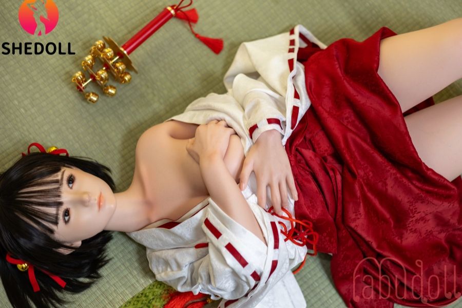 掲載画像はフルシリコン製 リアルドール