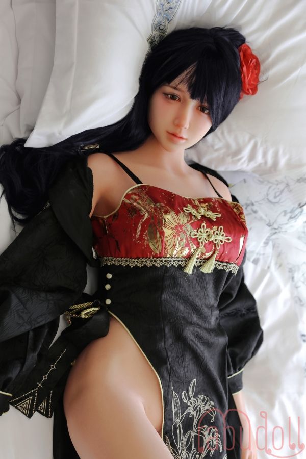 アジア風 清純な美女 Eカップ セックスドール