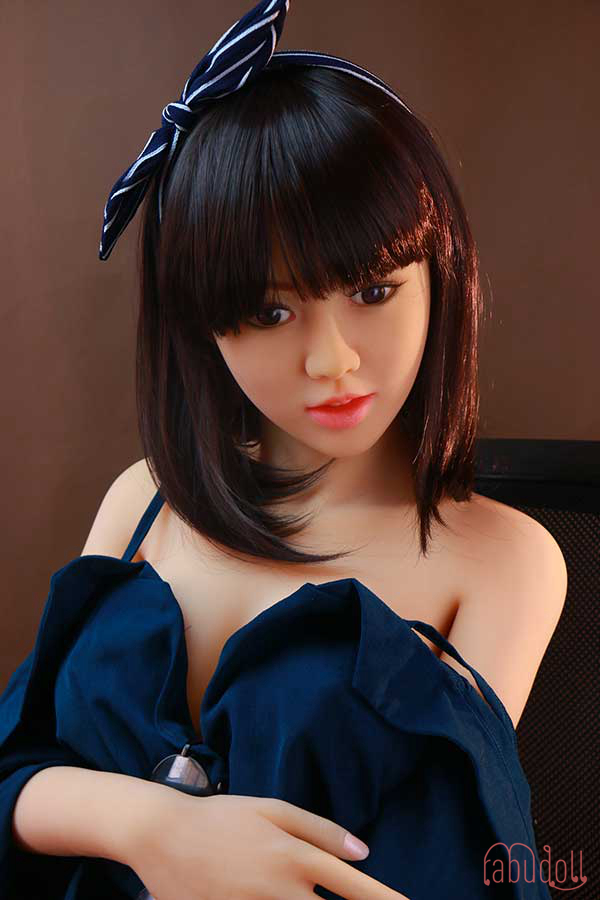 リアル等身大ドール