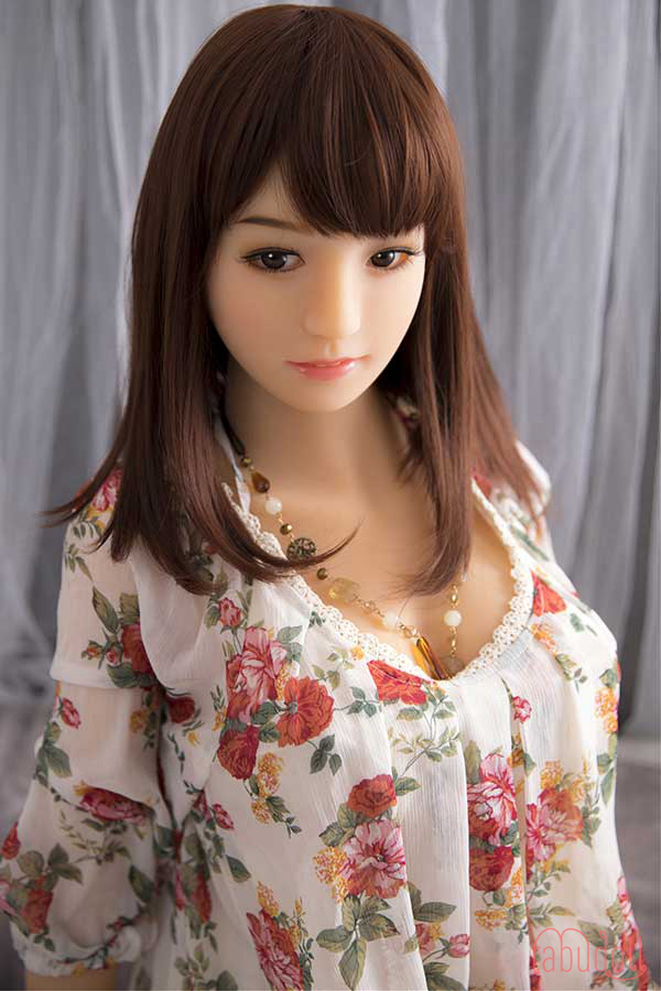 可愛い無邪気ラブドール