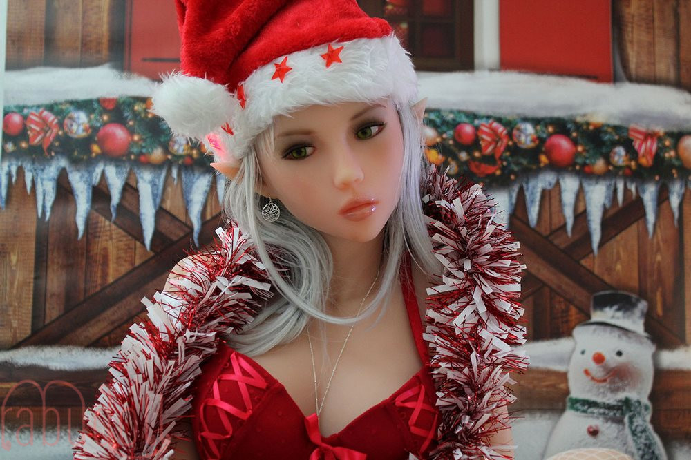 小ぶりな美尻 等身大ラブドール画像