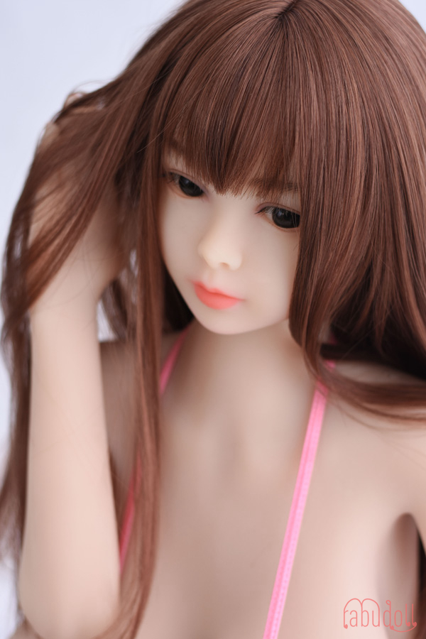 小柄型リアルドール 騒動