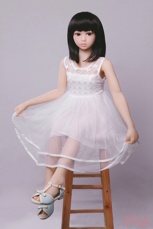 ラブドールの可愛いヴァギナ画像