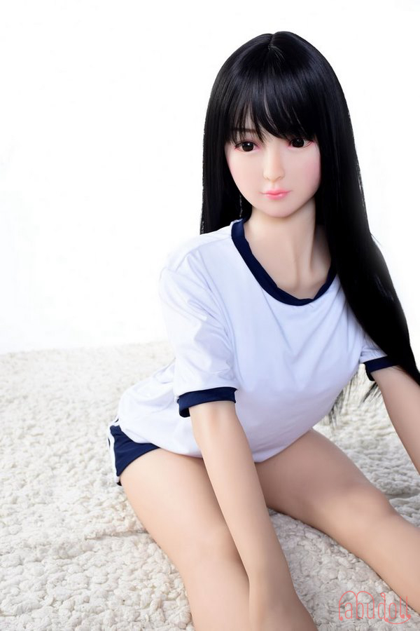 無邪気物ラブドール