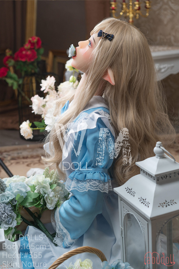 ラブドール 沢尻