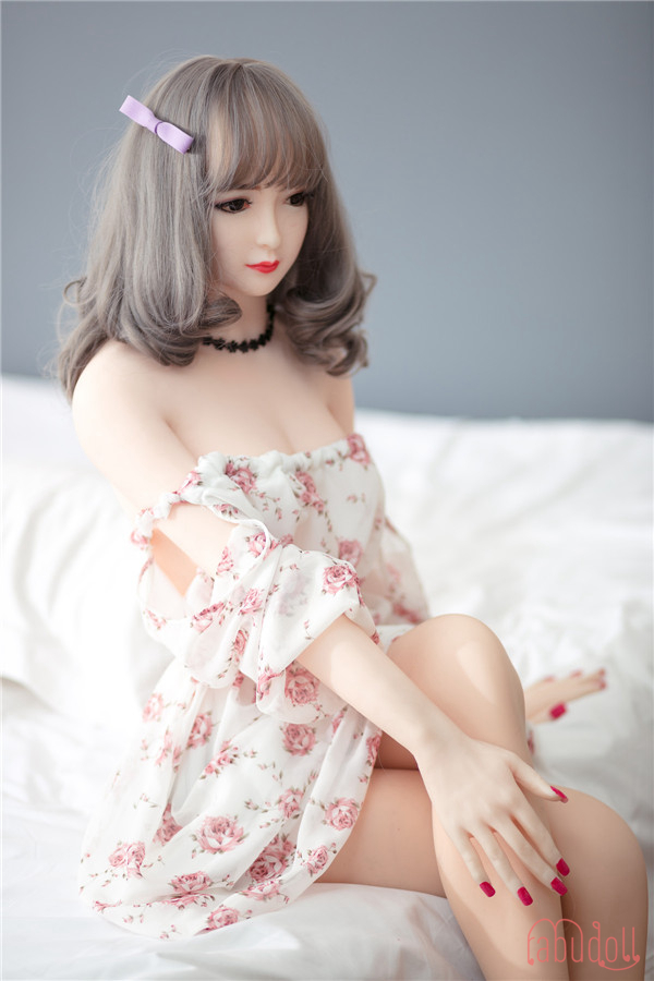   リアルドール 無修正