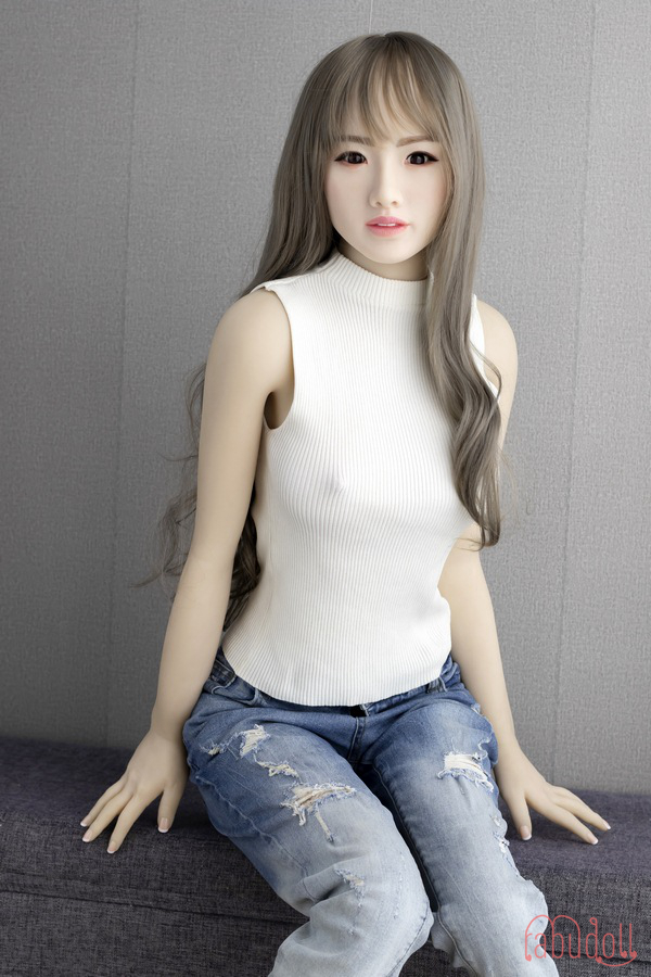 超 リアル ラブドール