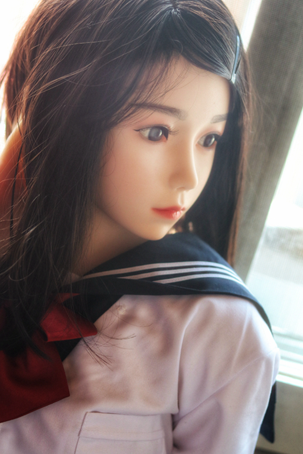 リアルドールに