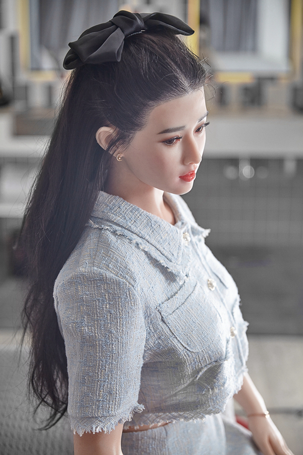 御徒 町 リアルラブドール