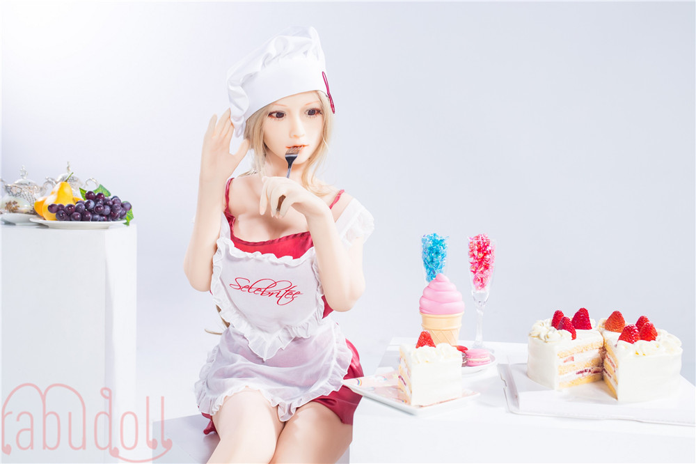 ラブドール リアル 日本製 目が閉じる