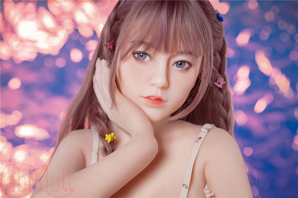 ラブドール リアル 胸 小さく