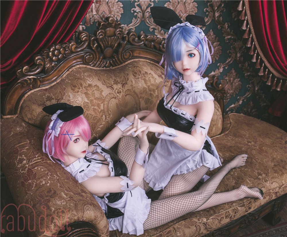 ラブドール リアル 風呂 洗う