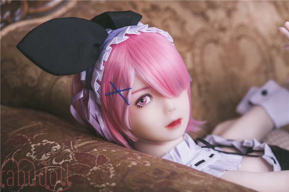 ラブドール リアル 館長