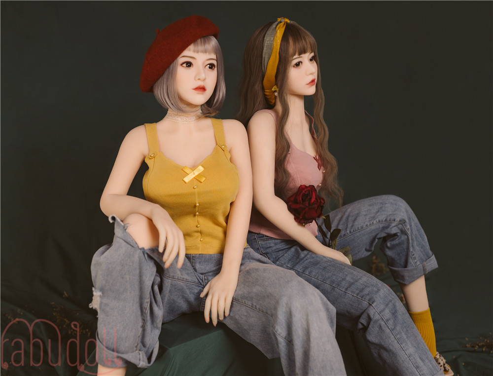 ラブドール リアルのメイク変更