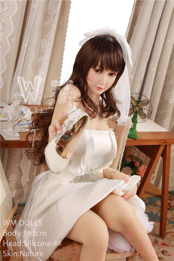 ピュア系ラブドール リアル