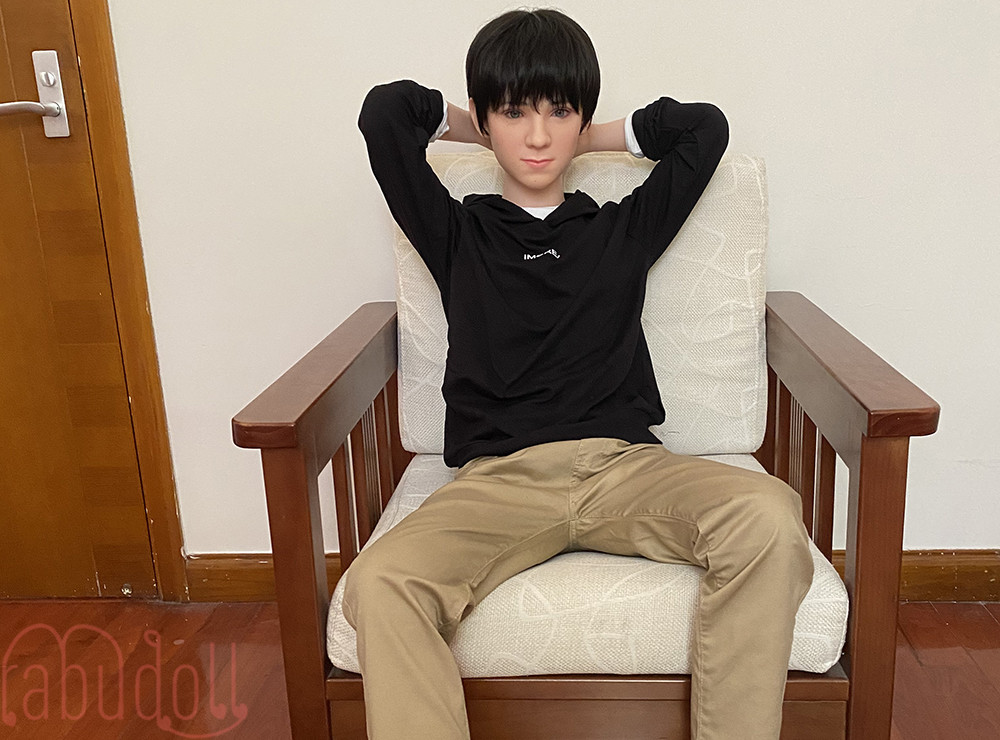 可憐頃の顔 ダッチワイフ画像