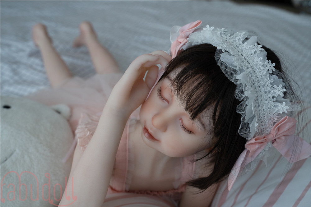 可憐系 ラブドールリアル