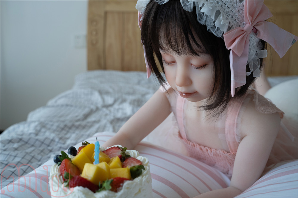 可憐系 等身大ラブドール画像