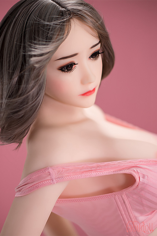 可憐リアルドール 中だし