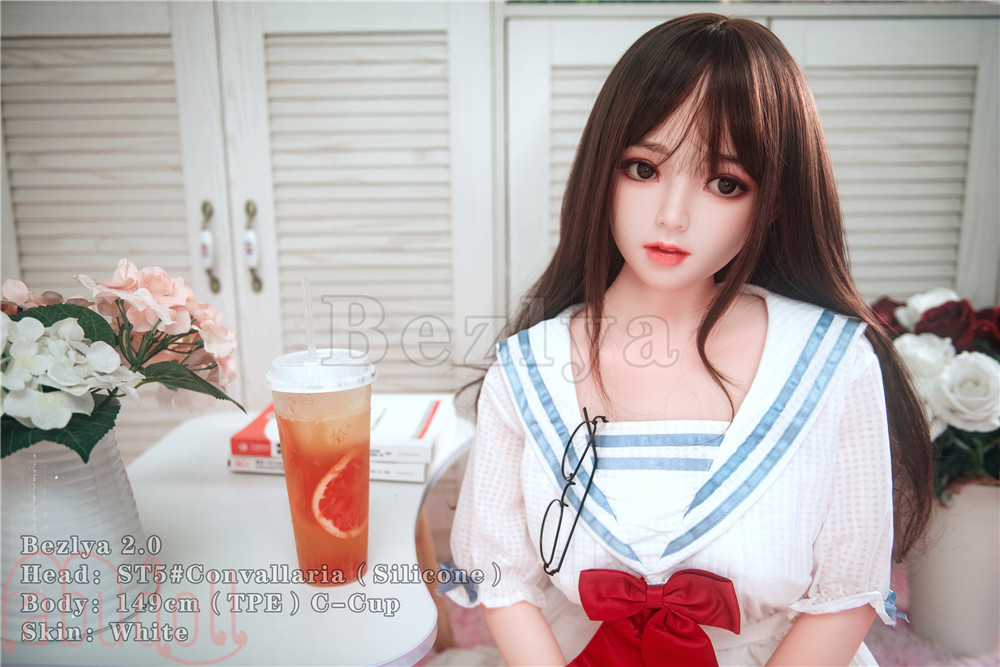 セクシーな美女 等身大ラブドール画像