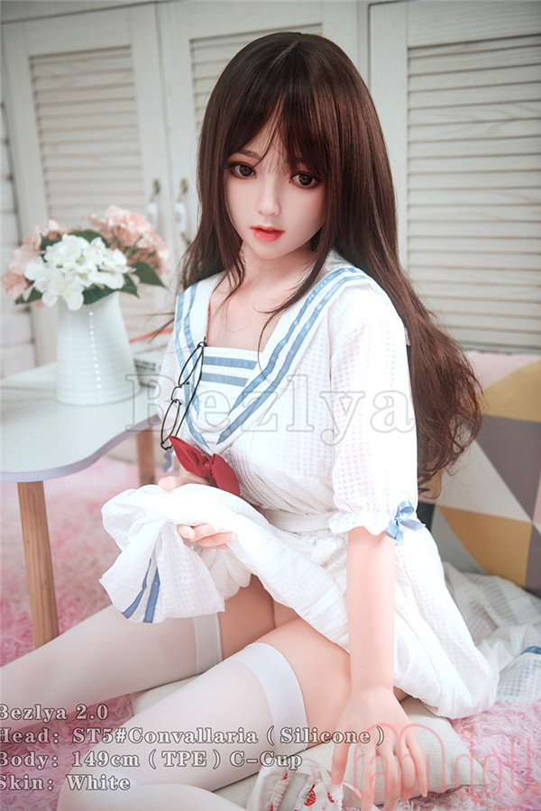  等身大ラブドール画像