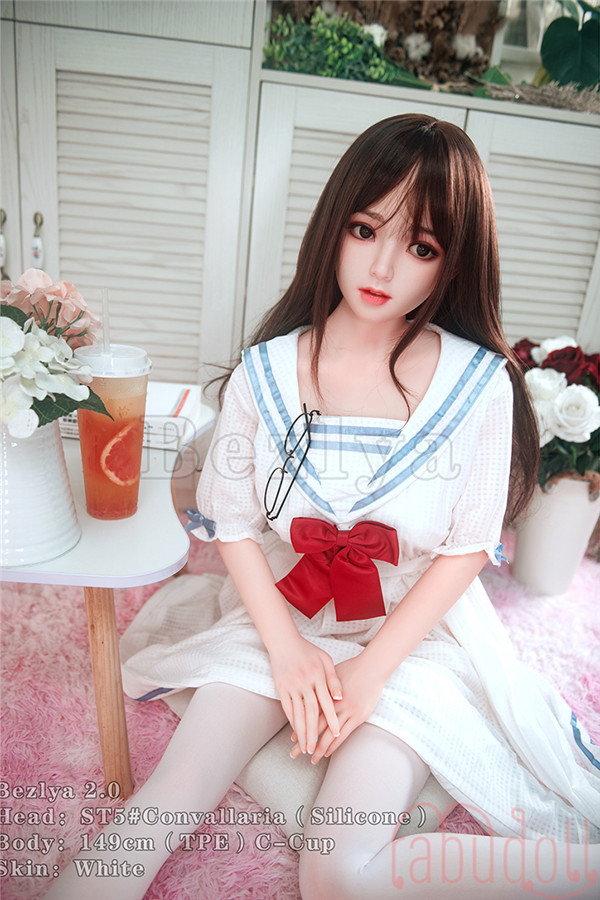 C-Cup リアルラブドール