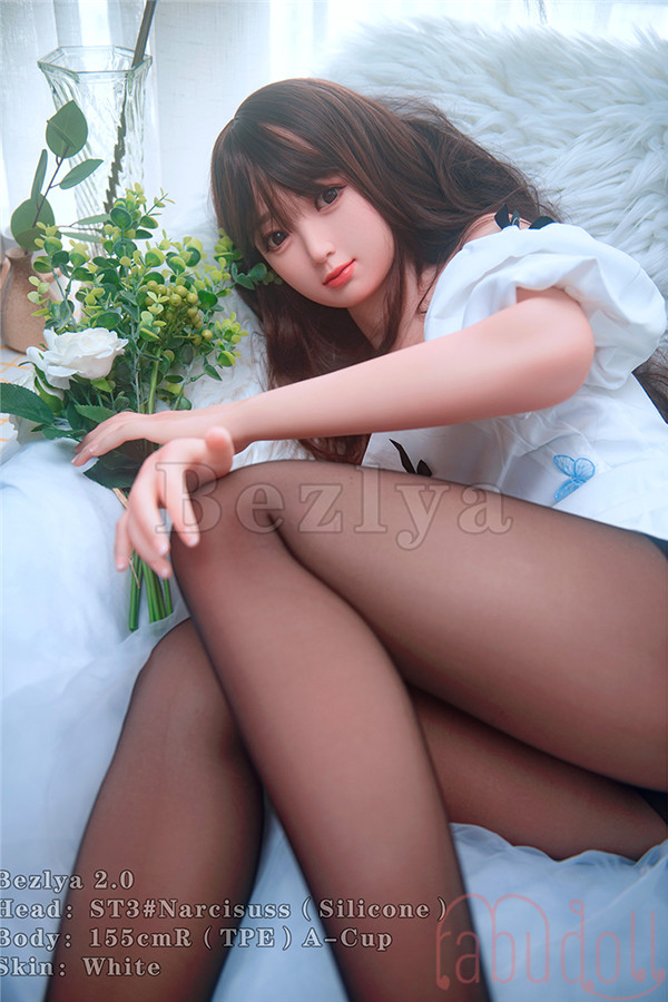 BezlyaDoll ラブドールリアル