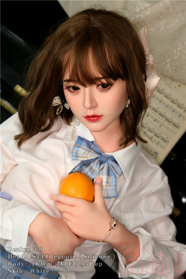 女性系の美人 セックスドール画像