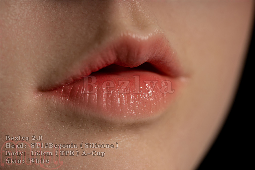 BezlyaDoll 等身大ラブドール画像