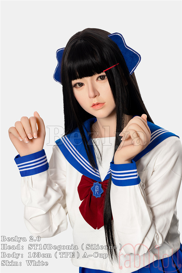 清純そうな女子 セックスドール画像