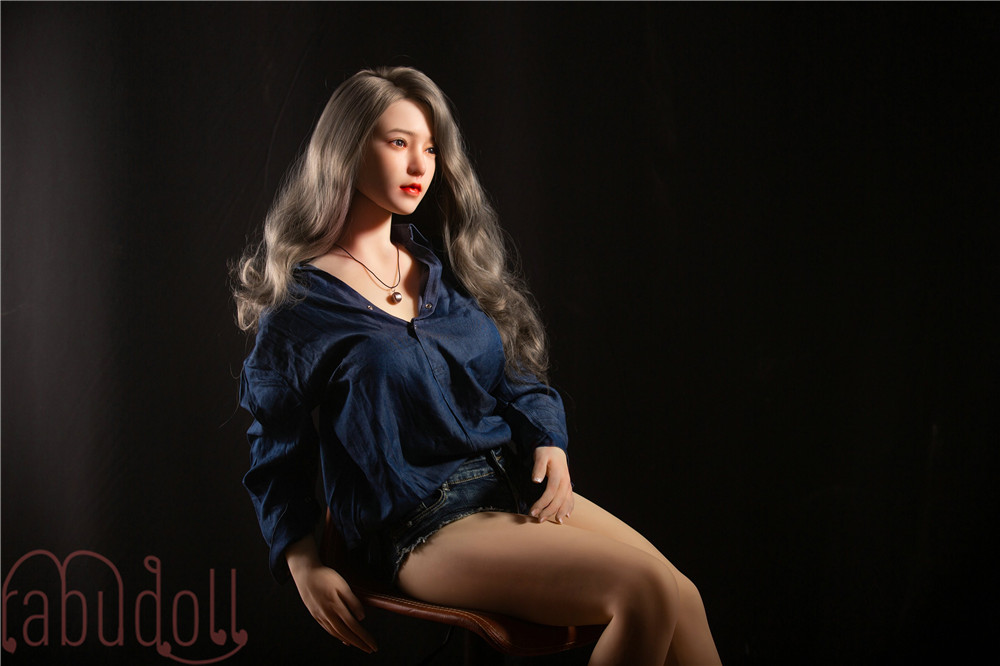 ビッチ美魔女 ラブドール通販