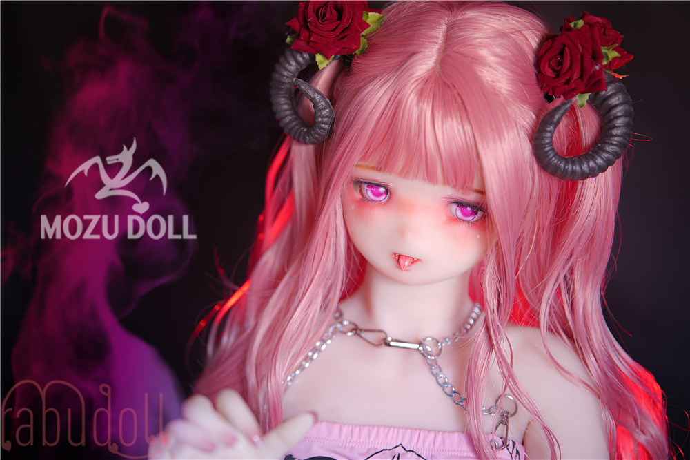 進撃な満足感 ダッチワイフ画像