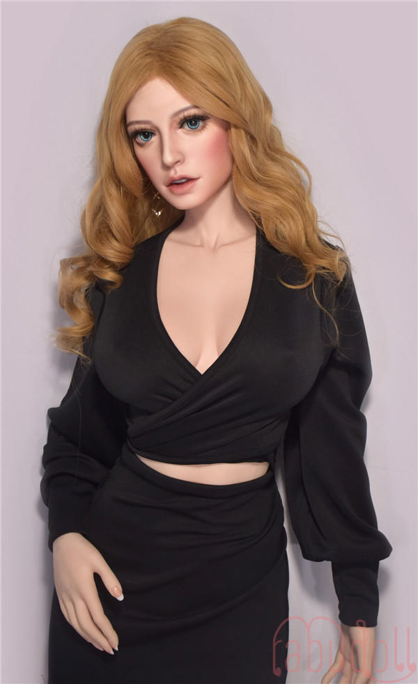 顔 セックスドール画像