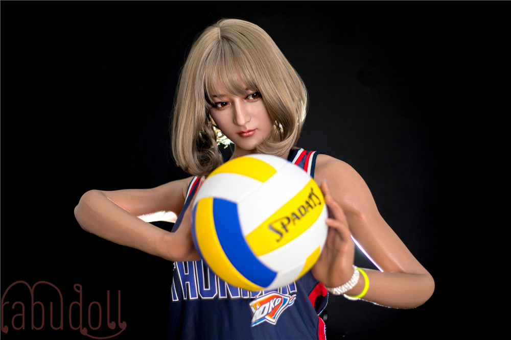 アイドル顔 等身大ラブドール画像