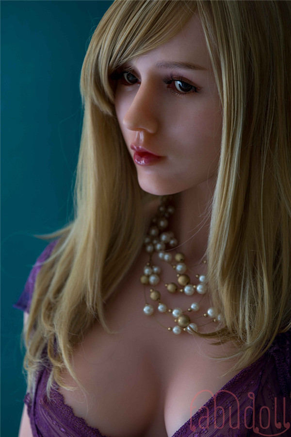  等身大ラブドール画像