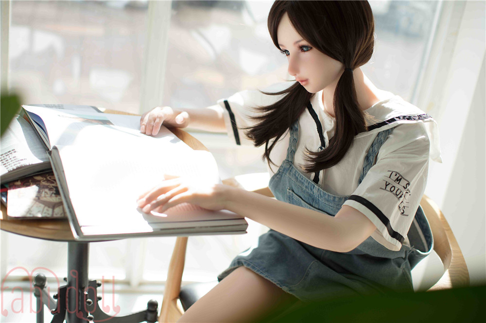 お顔が可愛い ダッチワイフ画像