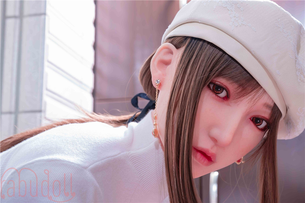 美巨尻 等身大ラブドール画像