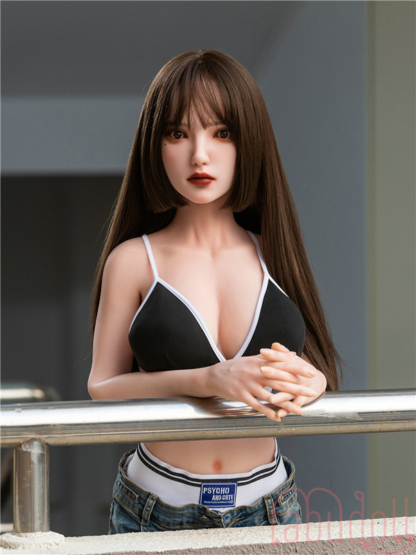  等身大ラブドール画像