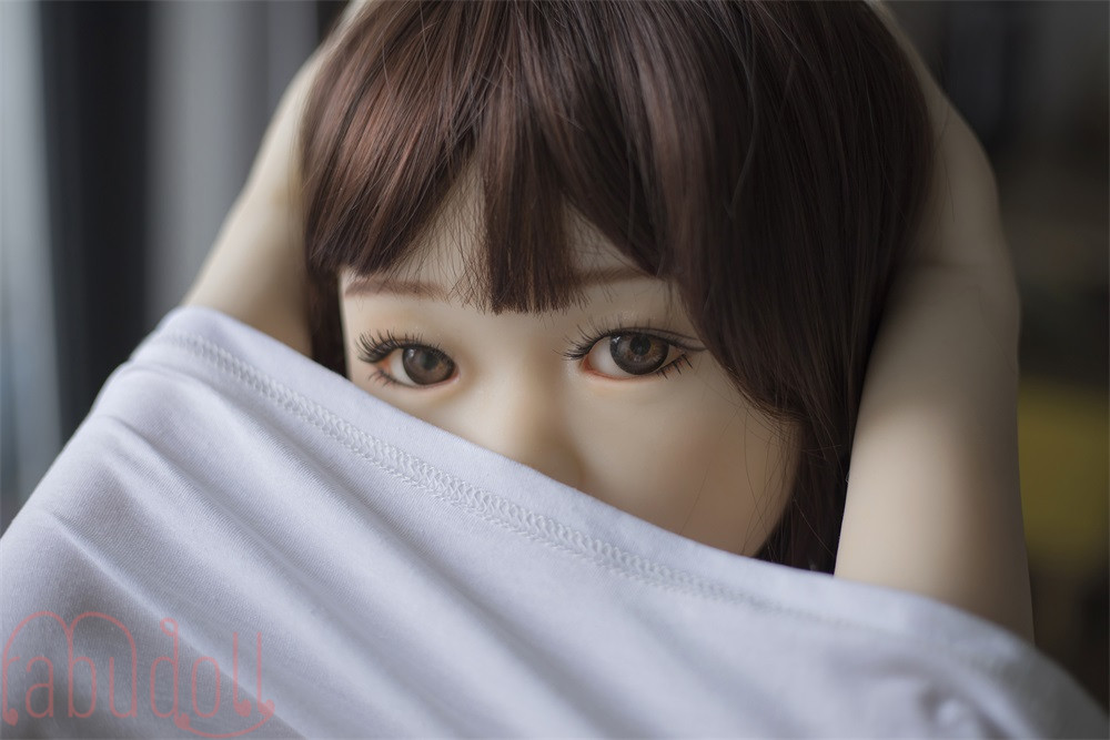 バスト小 ダッチワイフ画像