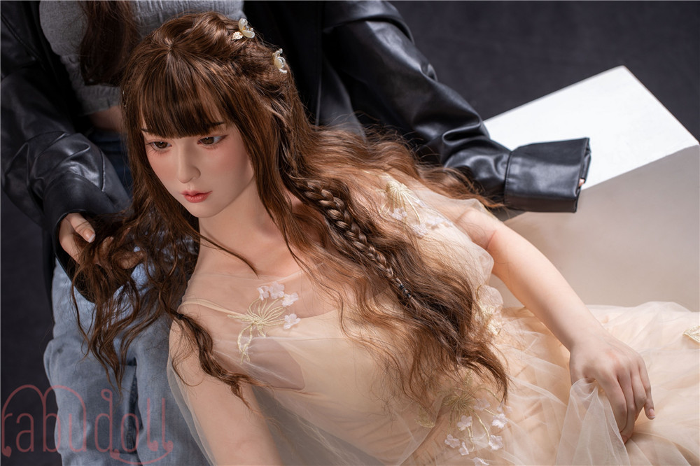 抜群のモデル級 ダッチワイフ