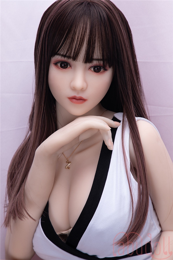  等身大ラブドール画像