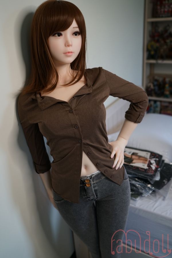 リアルドール高級　PiperDoll