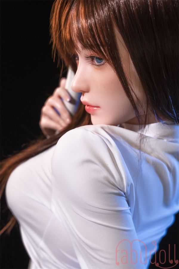 くて素敵 E-cup セックスドール