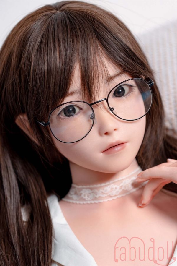 J023 かわいい美少女 セックス人形