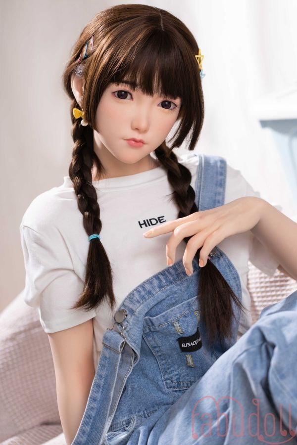 J022 スリムな体 美少女 セックス人形